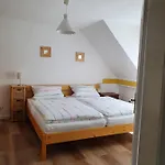 Haus Zwanzig Nyaraló Weisel